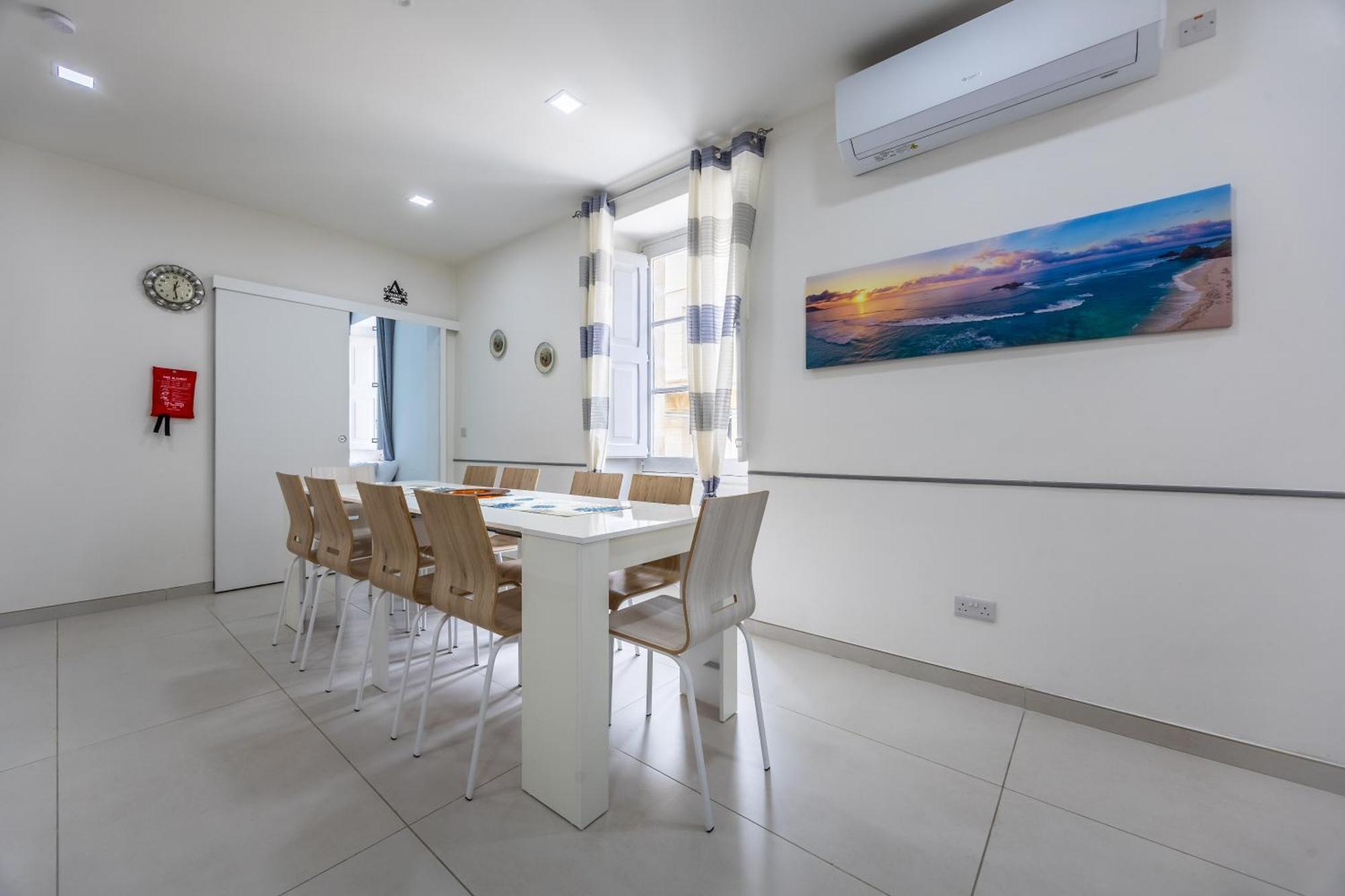 Elegant & Modern House By Sf Homes - Close To The Three Cities And The Airport Dom wakacyjny Tarxien